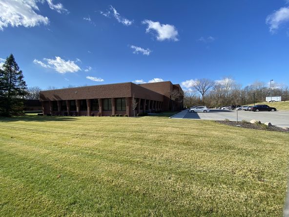 1502 Magnavox Way, Fort Wayne, IN 46804